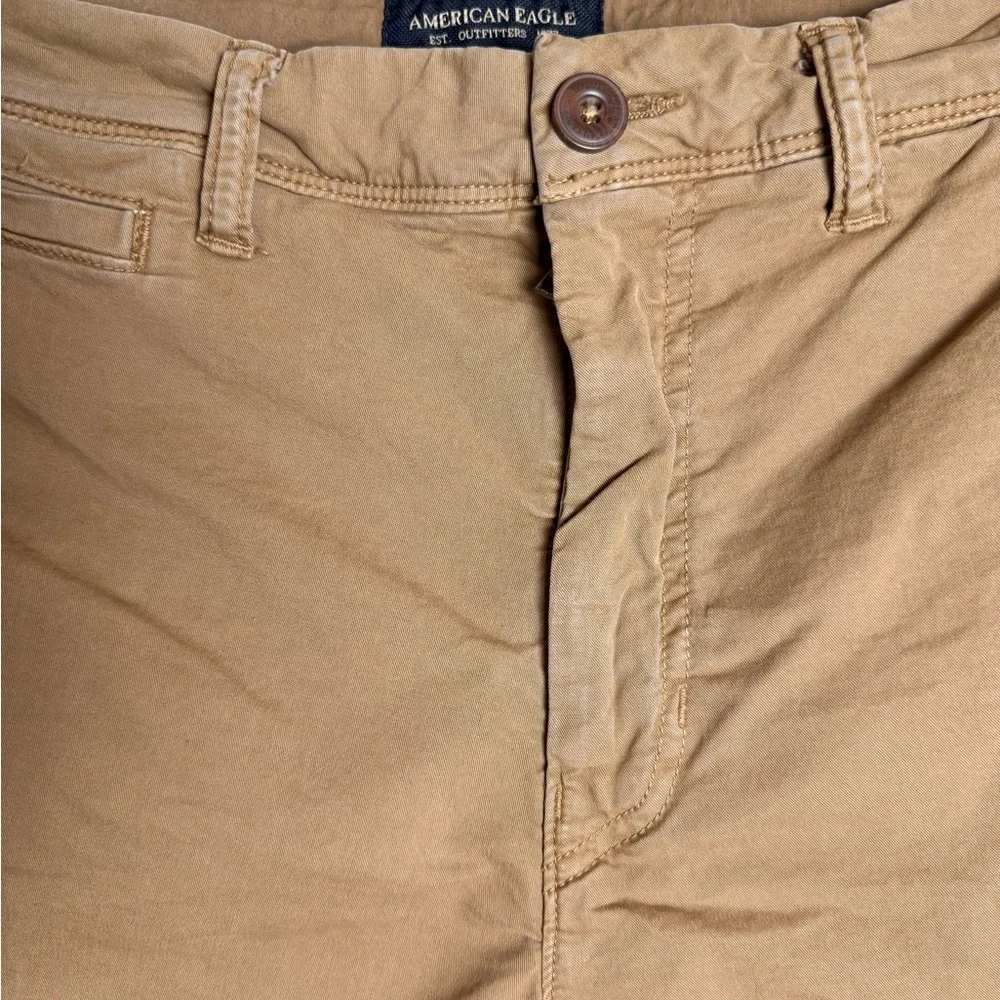 American Eagle Outfitters Men's Sz 33 Khaki Shorts